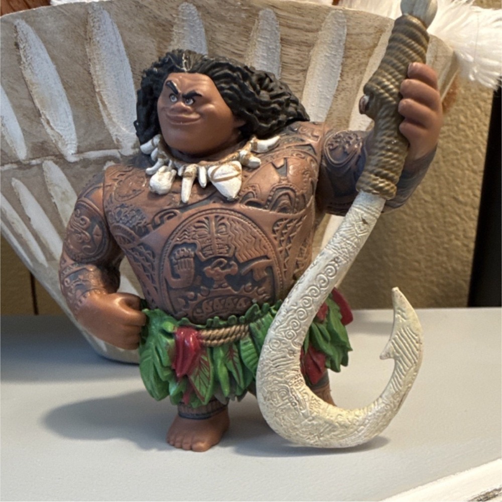 Disney Moana Maui Figurine 5 Inch Collectible Toy Disney Franchise 5"‎ Character